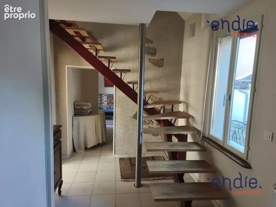 Maison 4 pièces 95 m² à vendre à Cosne-D'allier (03430) - photo 8