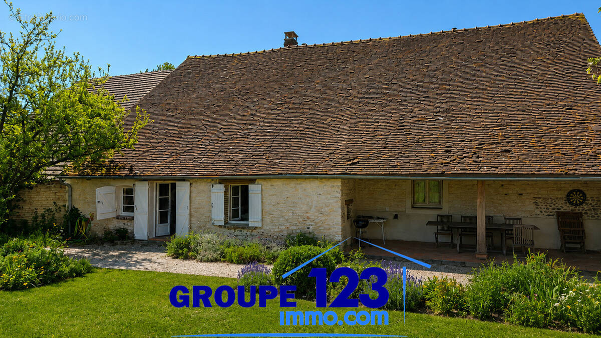 Maison à CHASSY