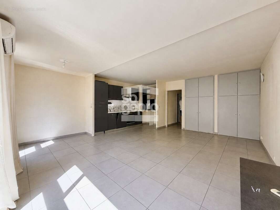 Réf : 2306 : Vente Grand Appartement 2 Pièces, secteur Centre Port au Cap d'Agde ! - photo 3