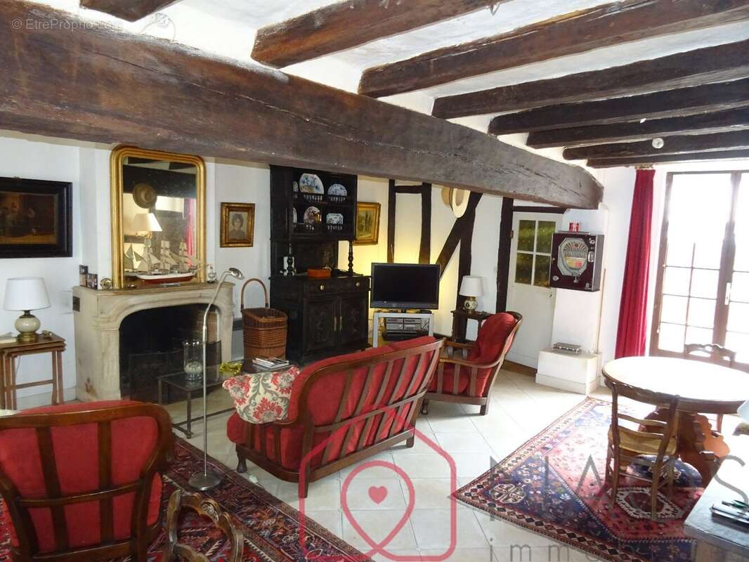 Maison à AUBIGNY-SUR-NERE