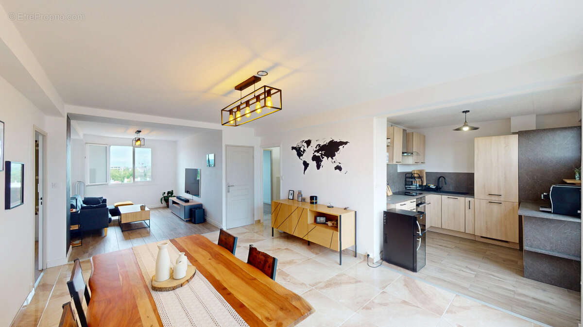 Appartement à SAINTE-FOY-LES-LYON
