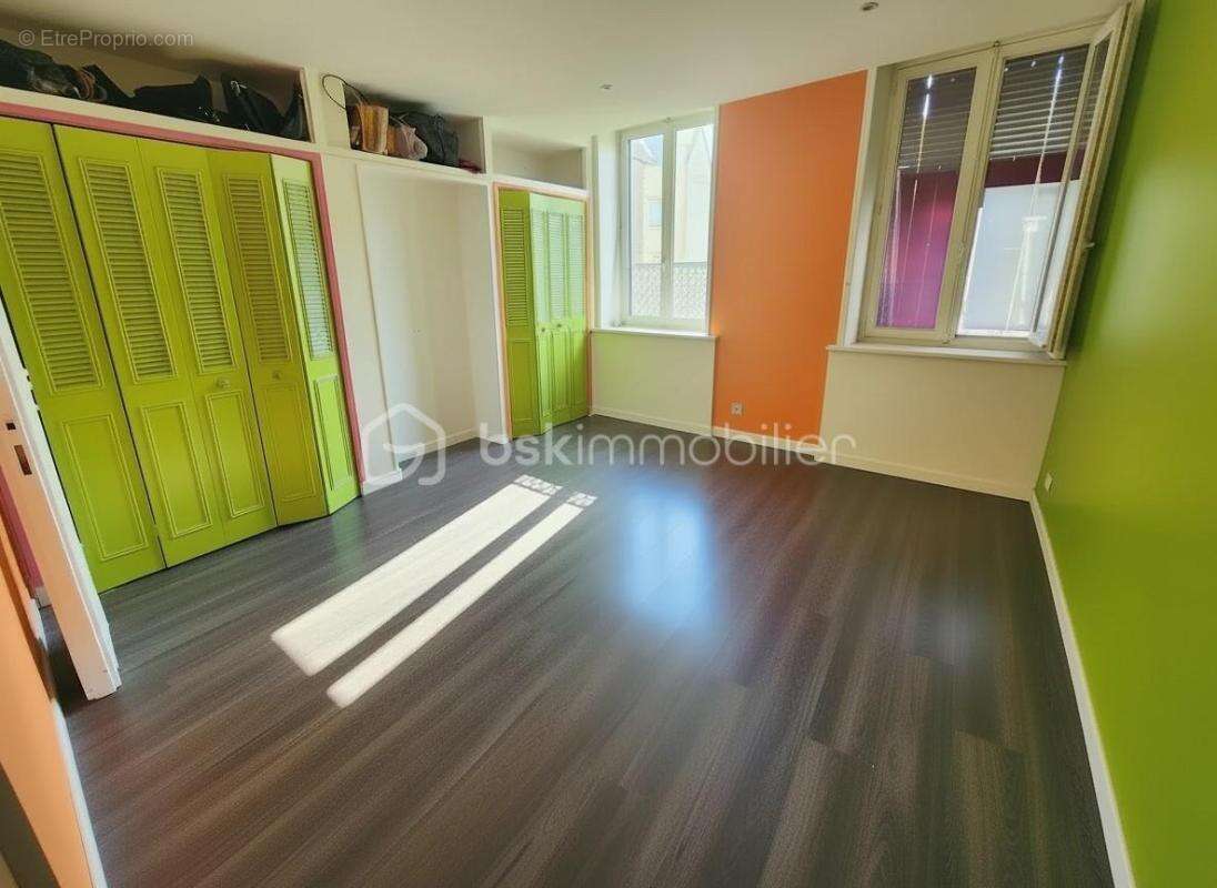 Appartement à CHARLIEU