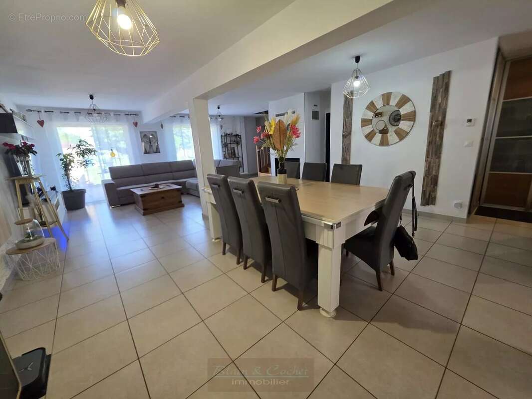 Belle maison familiale de 167 m² à Amilly - photo 5