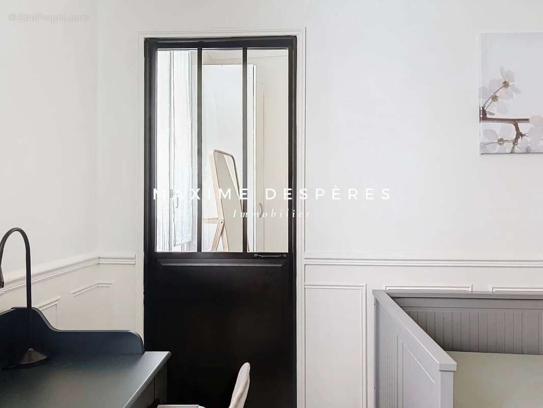 Appartement à PARIS-8E