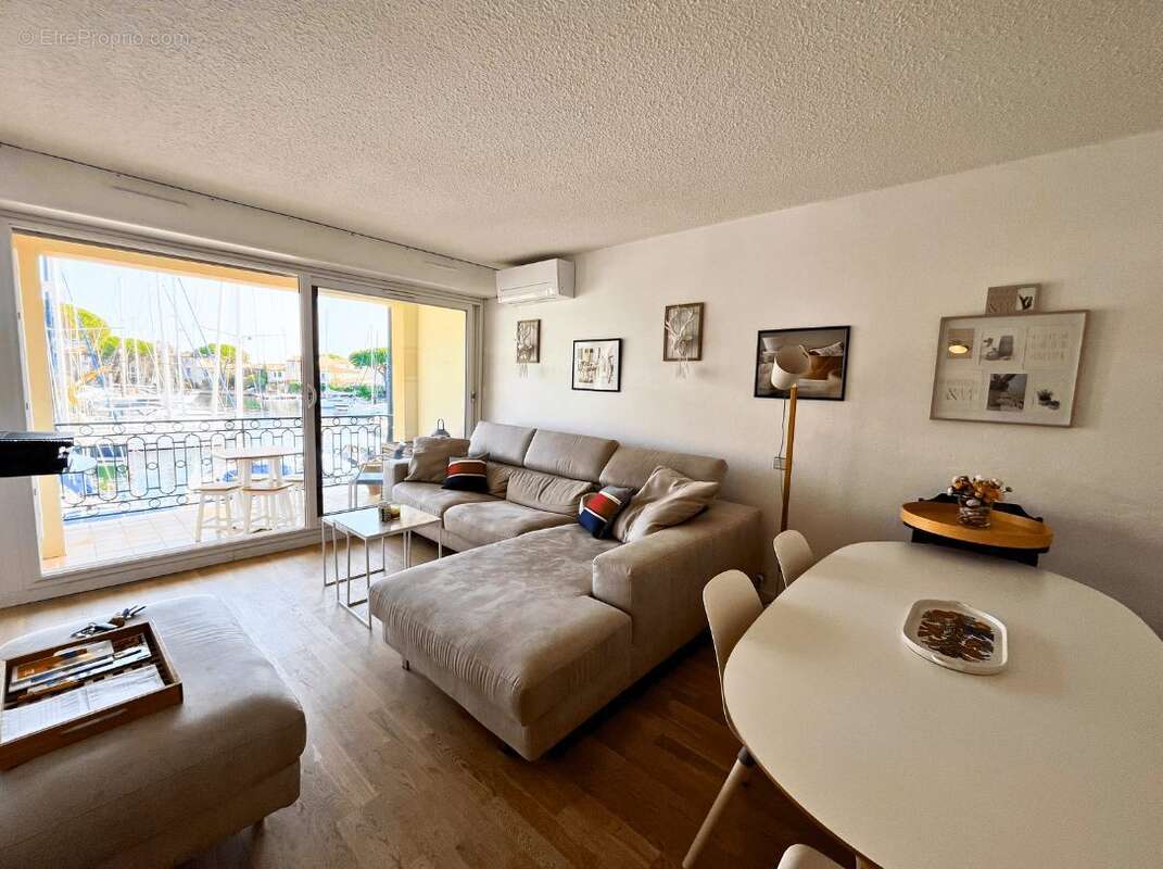 Appartement à GRIMAUD
