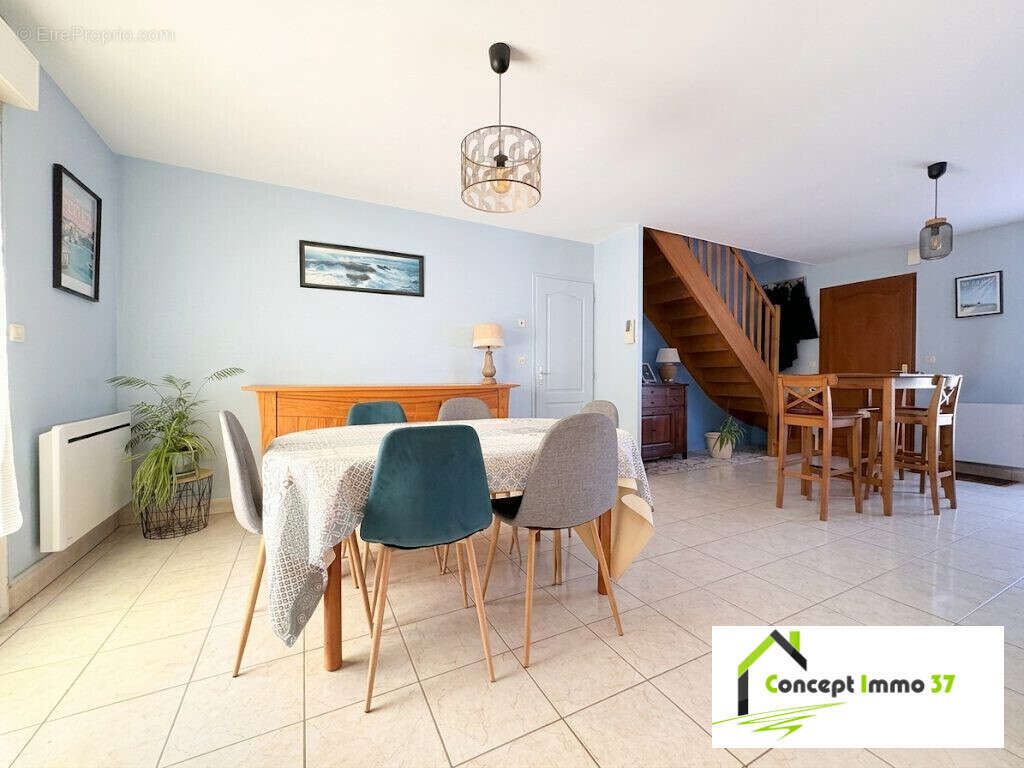 Maison 130 m² à Veigne  - photo 3
