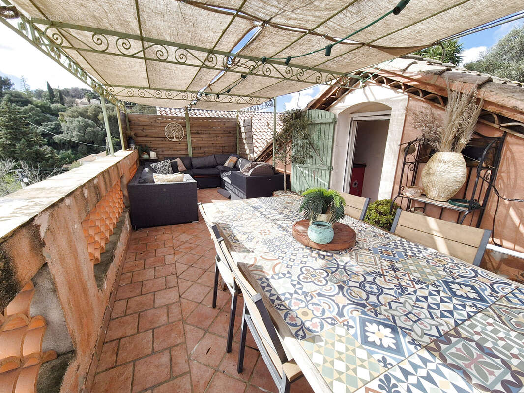Appartement à CARQUEIRANNE