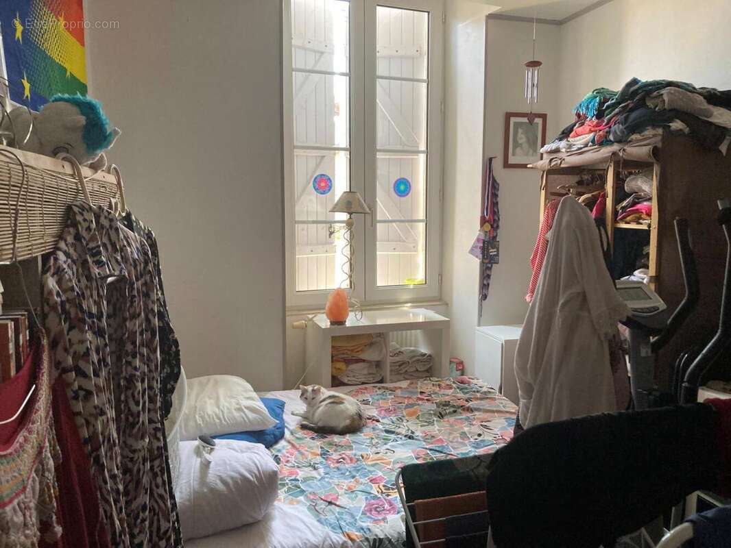 ch 2 appart  2 etage droite - Maison à CAHORS