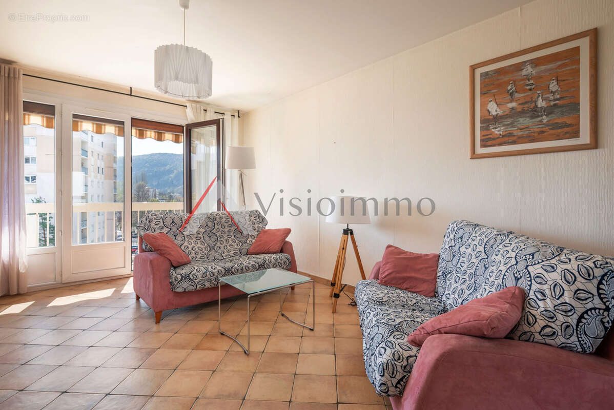 Appartement à SASSENAGE