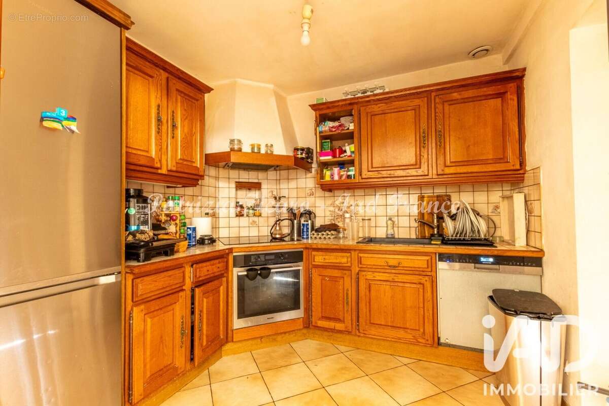 Maison 111 m² à La Ville-Du-Bois  - photo 5