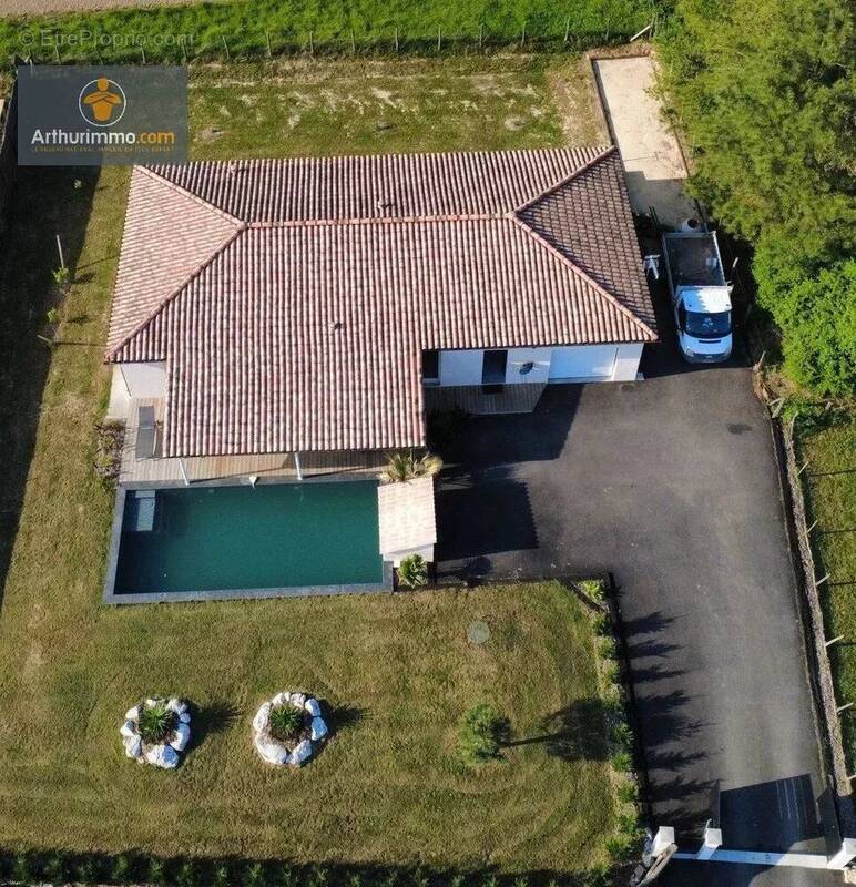 Maison à CASTELJALOUX