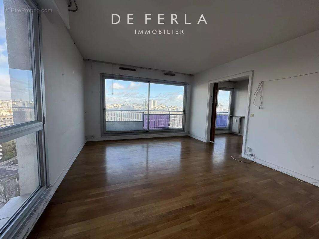 Appartement à PARIS-14E