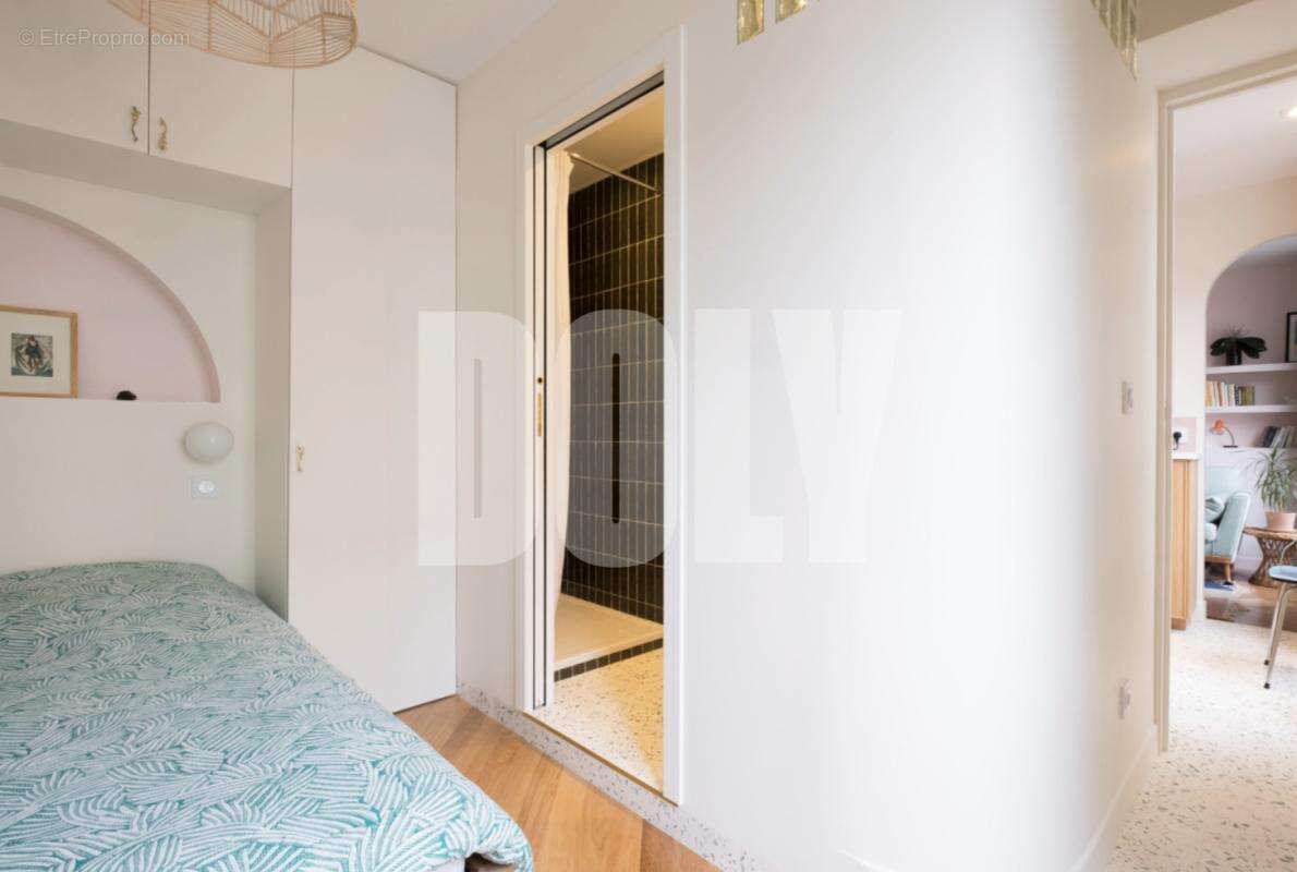 Appartement à PARIS-3E