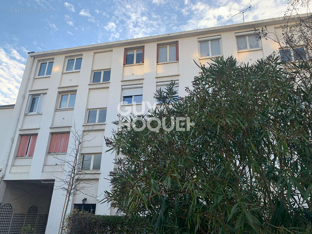 Appartement à BOIS-COLOMBES