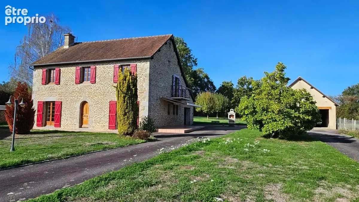 Maison à SAINT-PIERRE-DES-NIDS