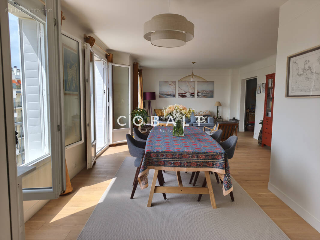 Appartement à VERSAILLES