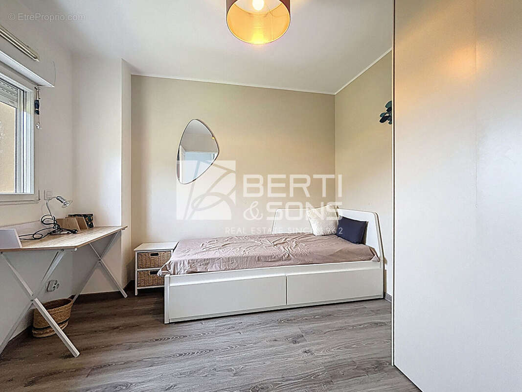 Appartement à MANDELIEU-LA-NAPOULE