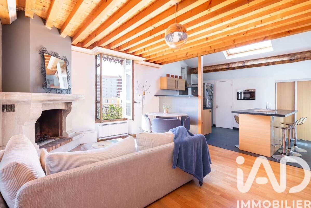 Photo 8 - Appartement à VILLEURBANNE