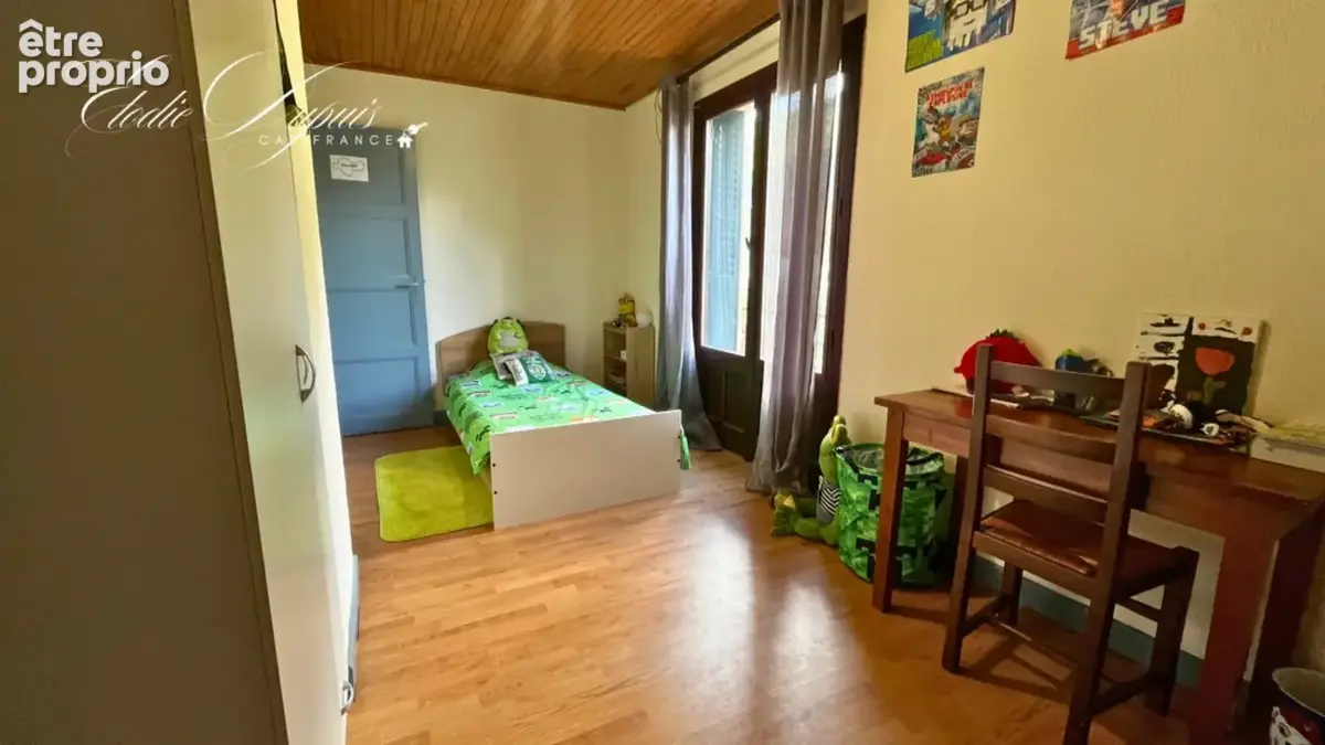 Maison familiale 4 chambres  95m²  et 199 m2 au sol à Saint-Michel-de-Maurienne - photo 9