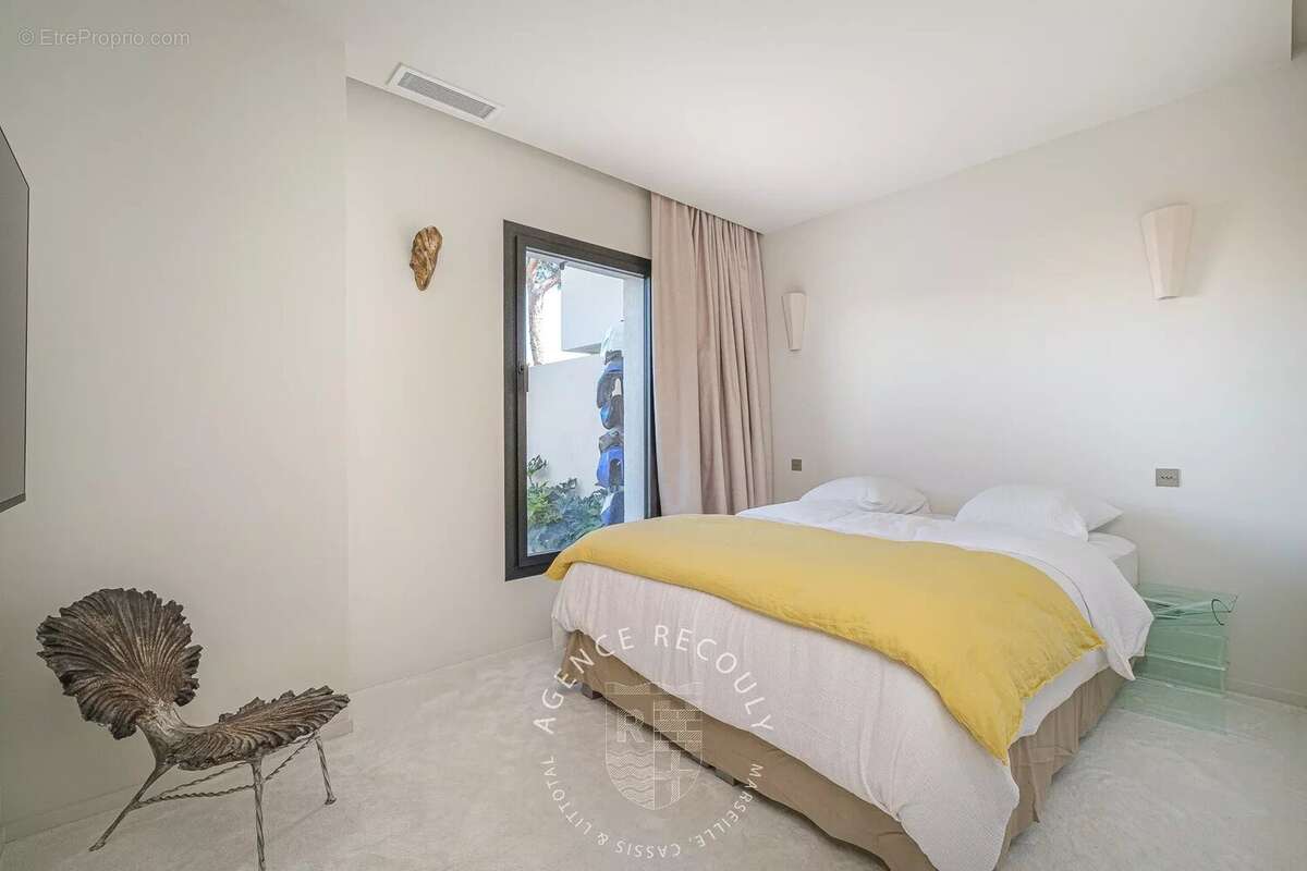 Appartement à MARSEILLE-7E