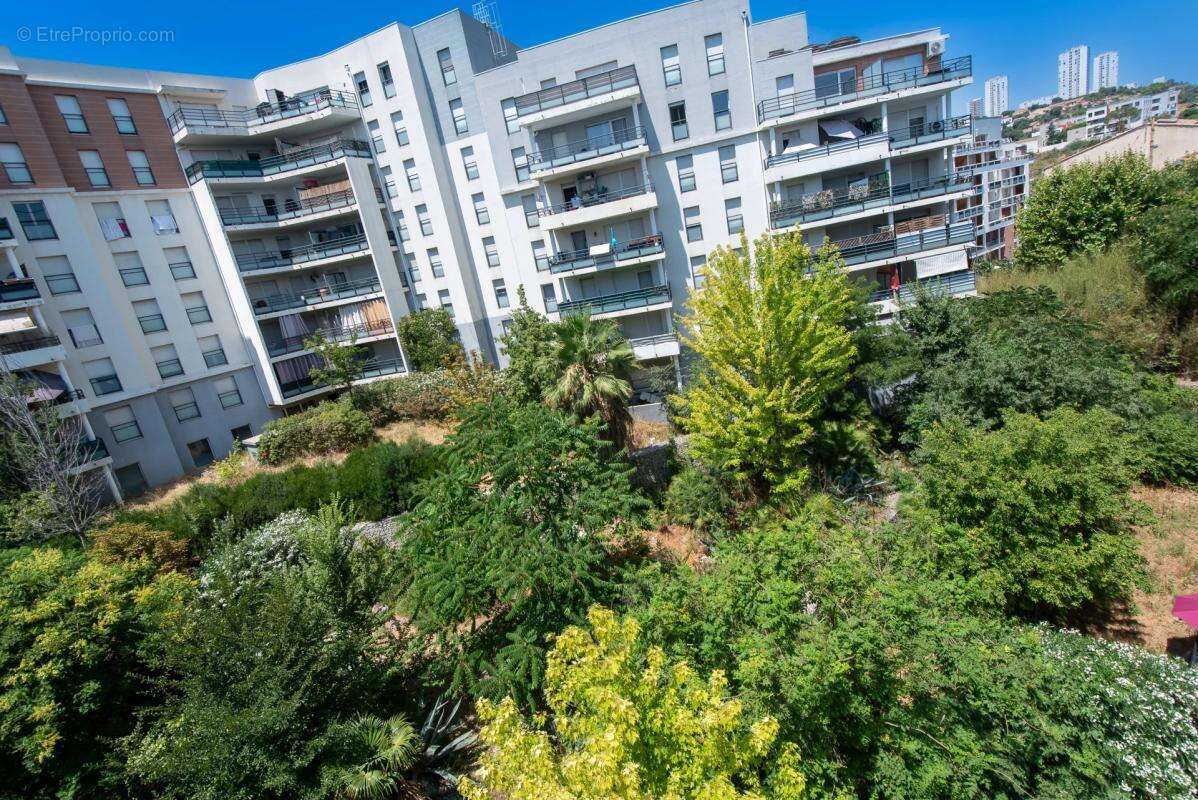 Appartement à MARSEILLE-15E