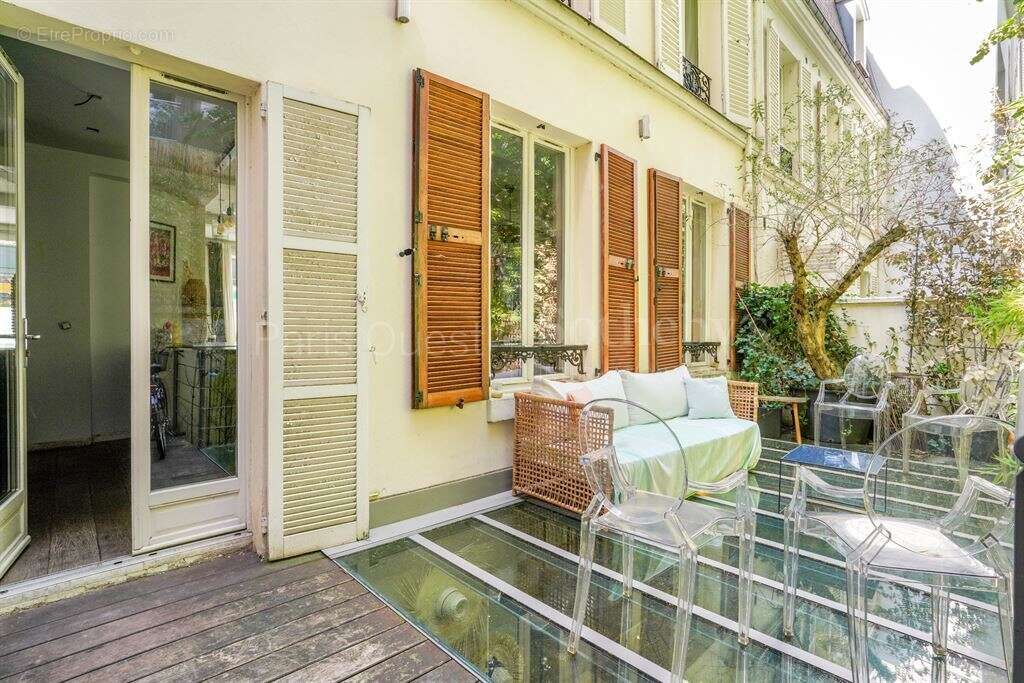 Maison à NEUILLY-SUR-SEINE