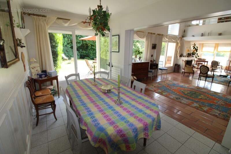 Maison à VERSAILLES