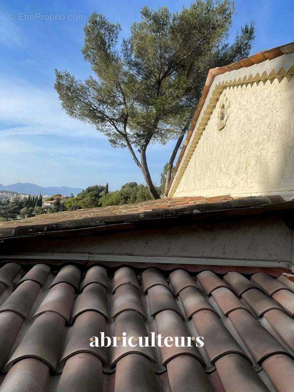 Villa d’exception - Vue mer panoramique - Piscine - en vente au Cannet (06110) - photo 10