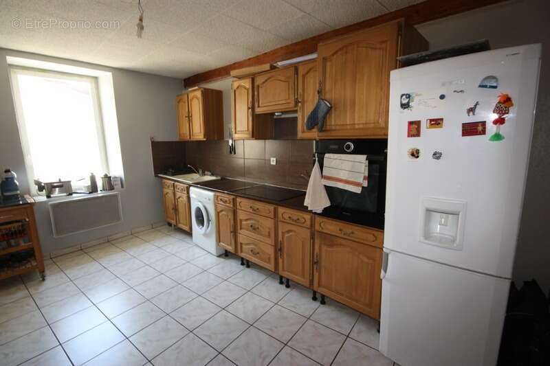 Maison à vendre 5 pièces CHALEY (01) de 100 m² plus terrain de 64 m² - photo 8