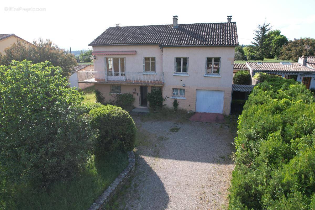Maison à RUOMS