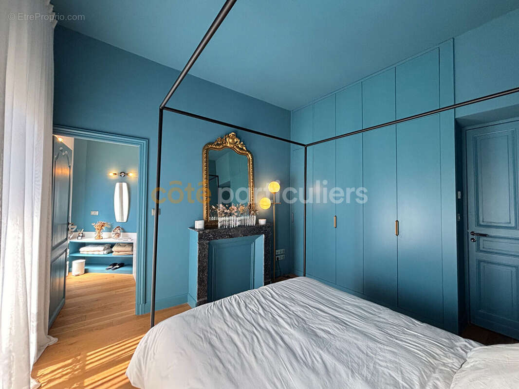 Appartement haussmannien  avec terrasse - photo 3