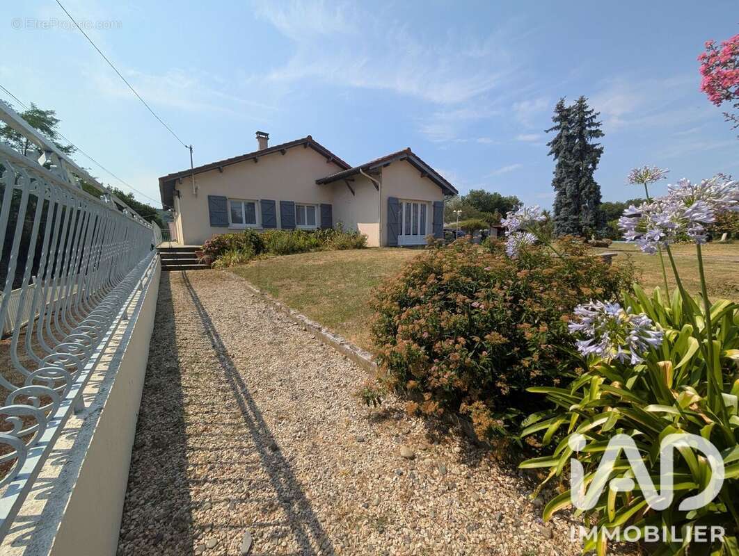 Maison 148 m² à Martres-Tolosane  - photo 2