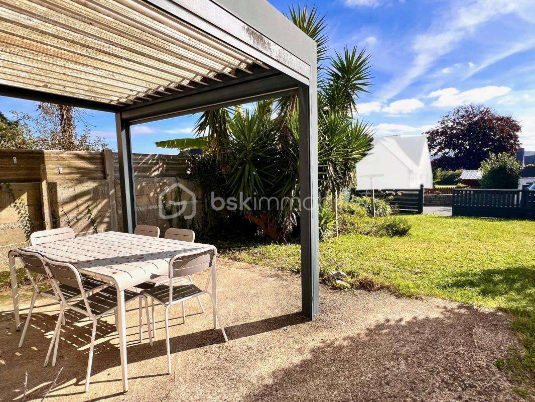 Maison à PLONEVEZ-PORZAY