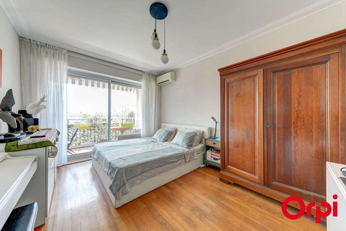 Appartement à CALUIRE-ET-CUIRE