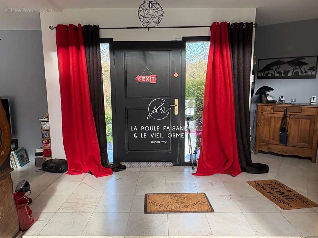 Maison à MONTFORT-L'AMAURY