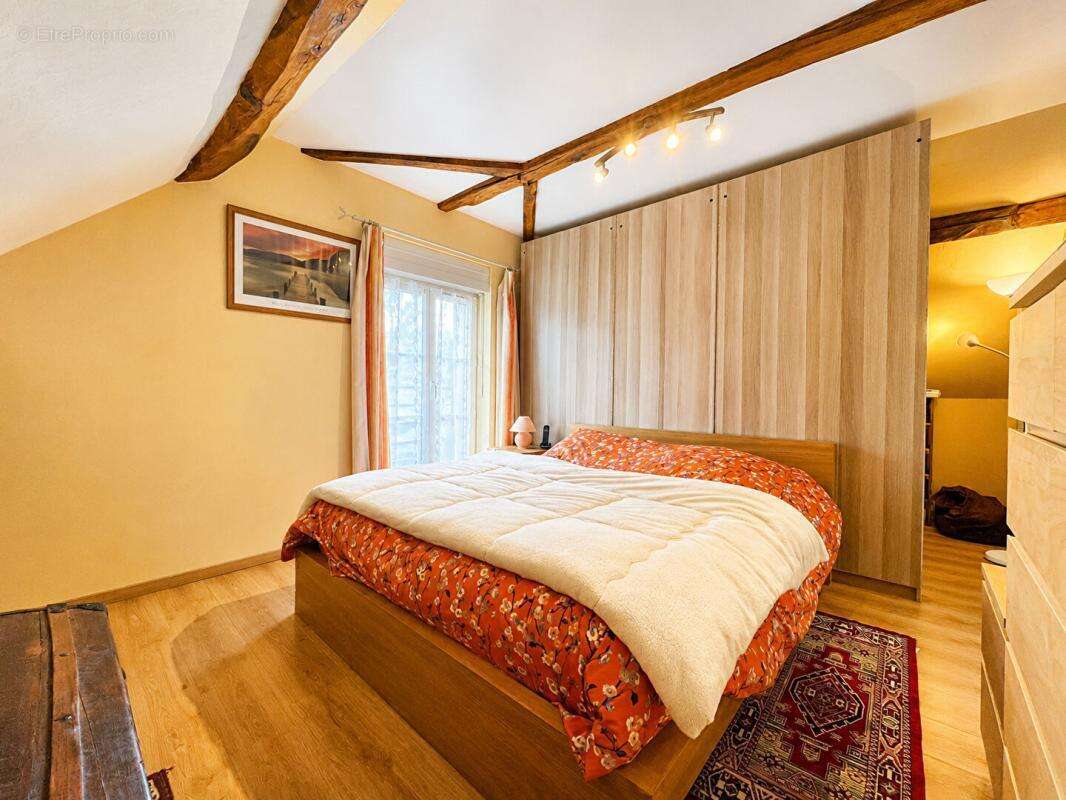 Maison à ECUEILLE