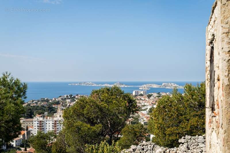 Maison à MARSEILLE-7E