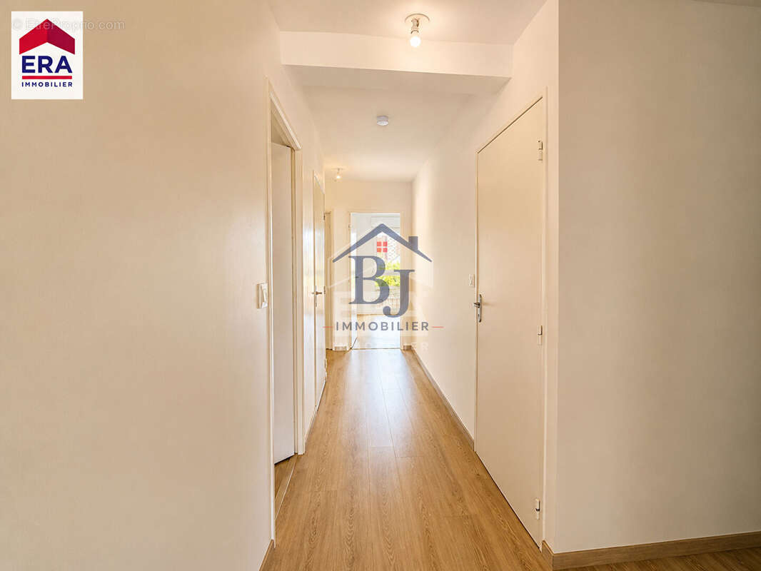 Appartement T5 récent avec garage double à vendre à Rennes - Sainte-Thérèse - photo 5