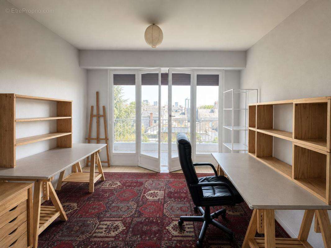 Angers place du lycee - t4 dans residence de standing - photo 5