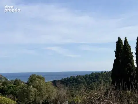 Maison 12 pièces 275 m² à vendre à Cavalaire-Sur-Mer (83240) - photo 2