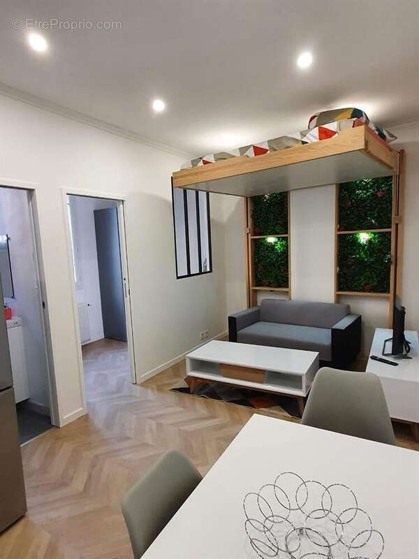 Appartement à COLOMBES