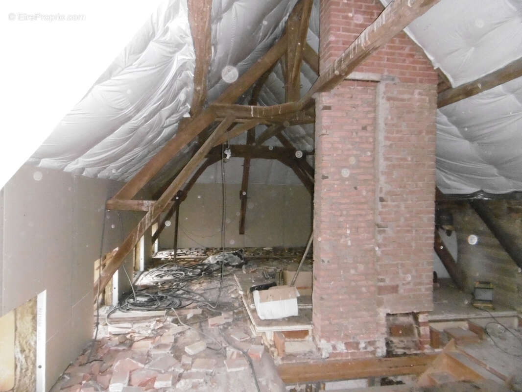 Maison à SAINT-PIERRE-LA-NOAILLE