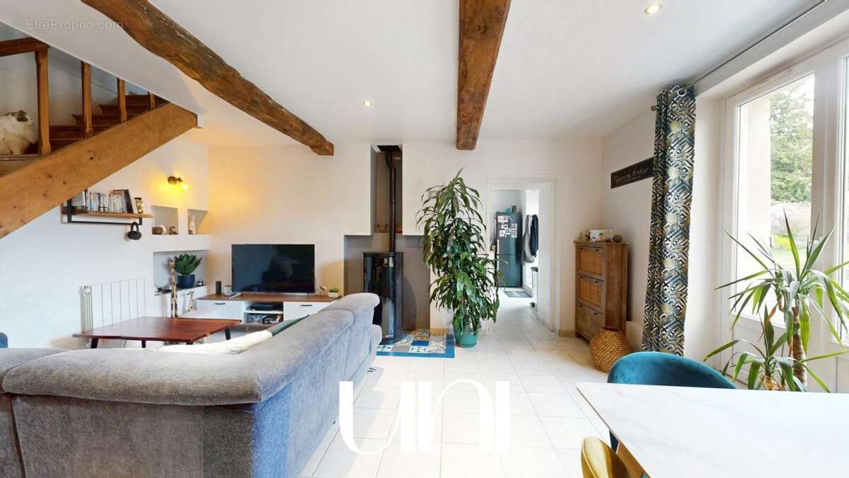 Maison à FONTENAY-LE-PESNEL