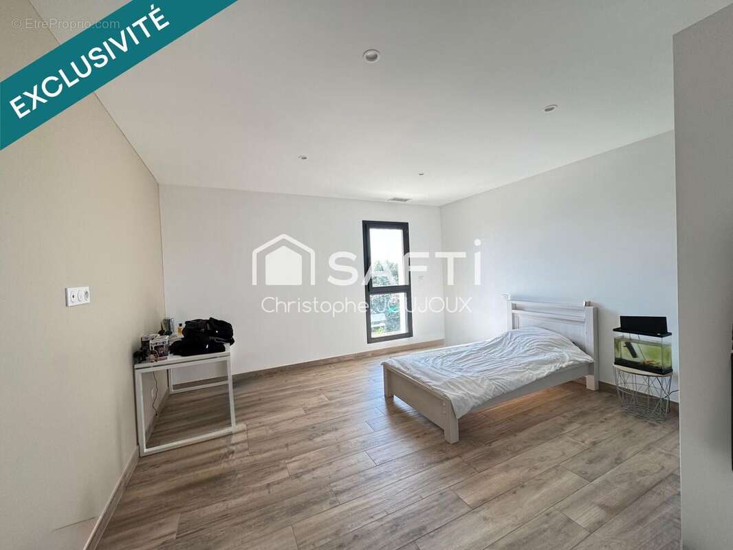 Photo 8 - Maison à NIMES