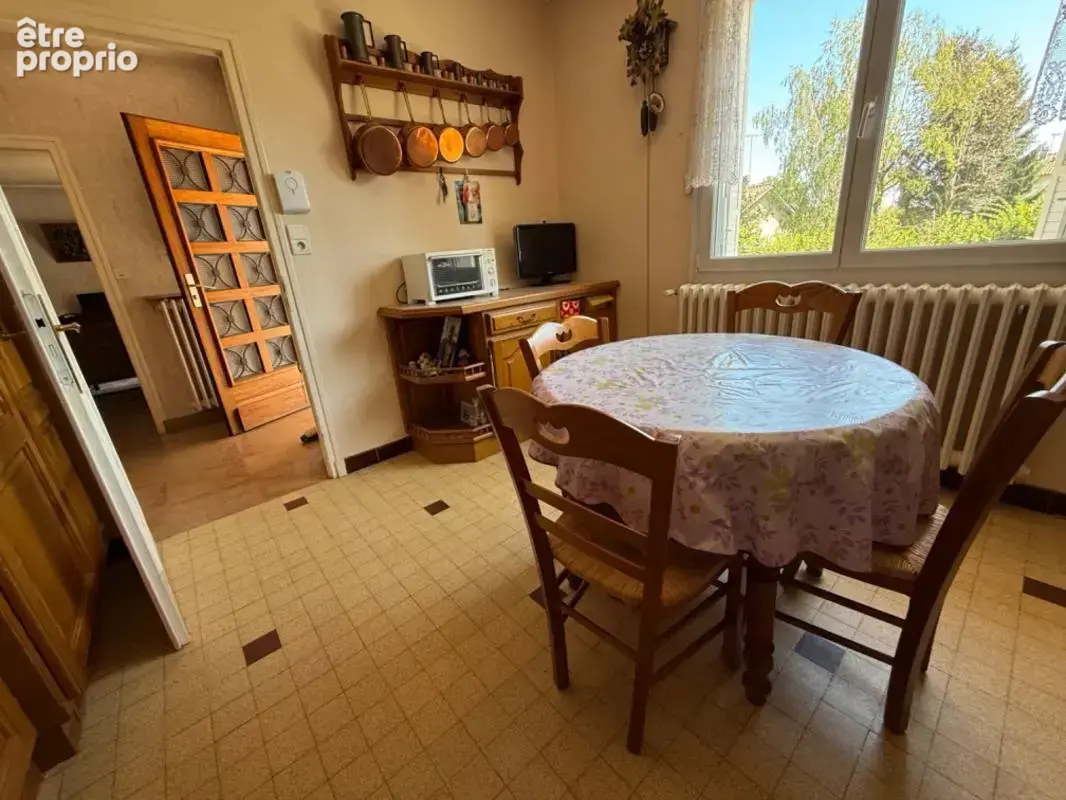 Une maison plein de potentiel à  CHARNAY LES MACON (71) - photo 12