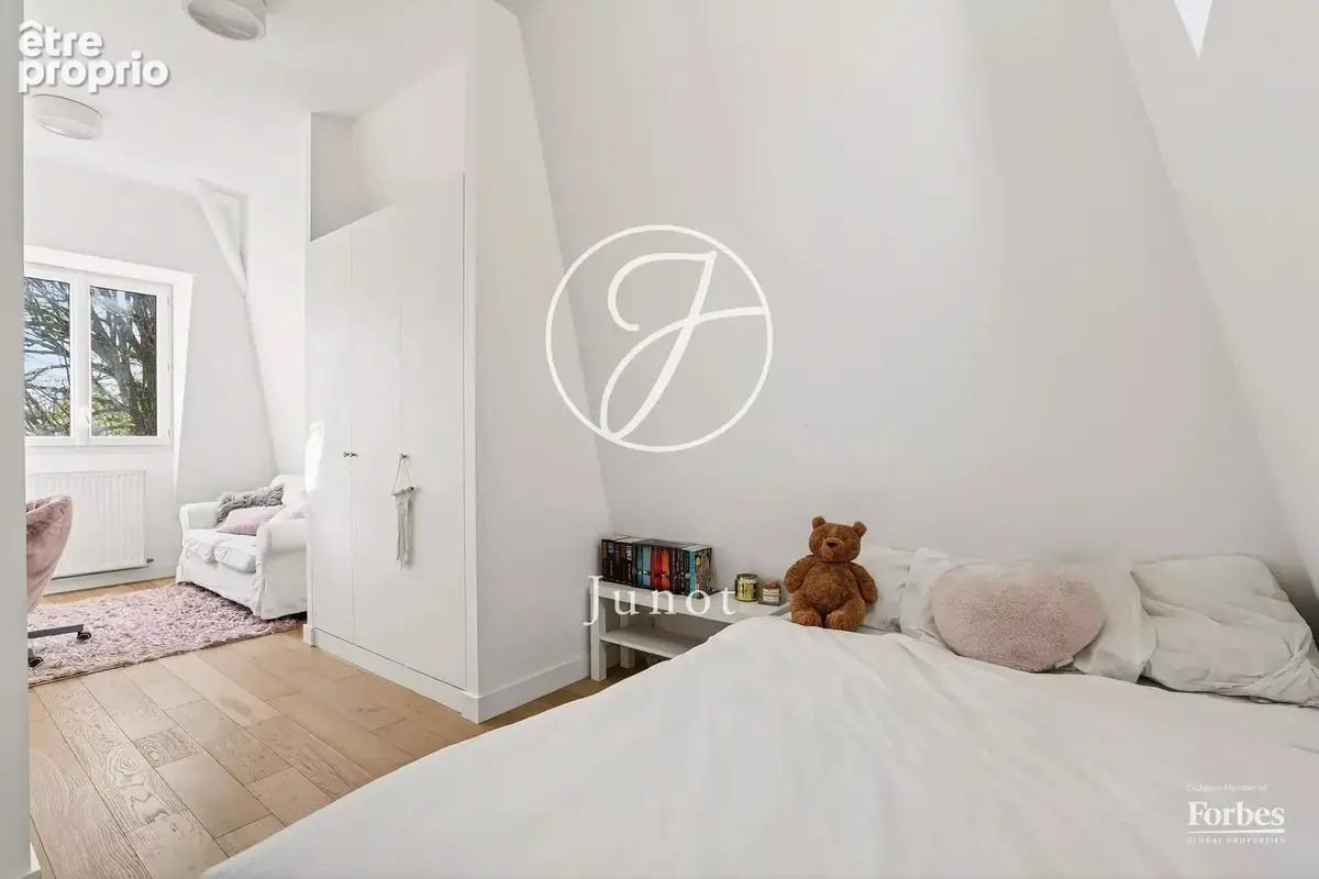 Le Vésinet - CENTRE - Maison - 6 chambres - 150m² - Dépendance - Terrain 563m² - photo 19