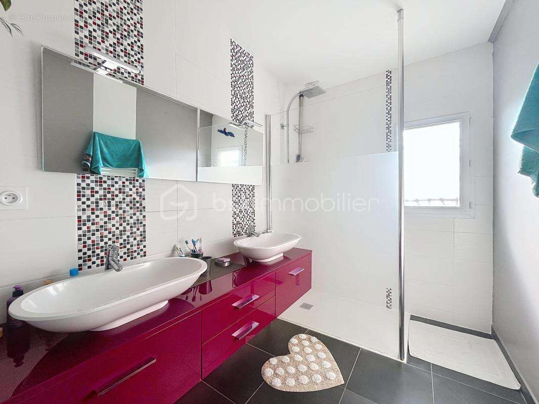 Maison à MARIGNY-LES-USAGES