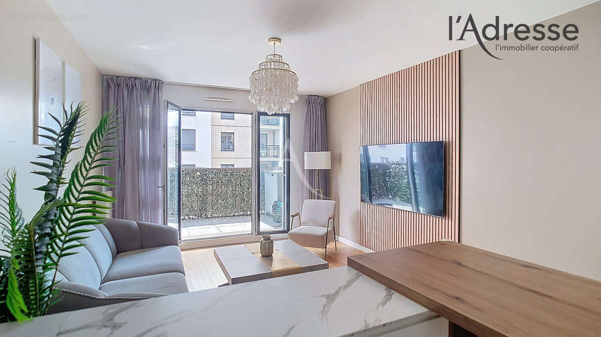 Appartement à SURESNES