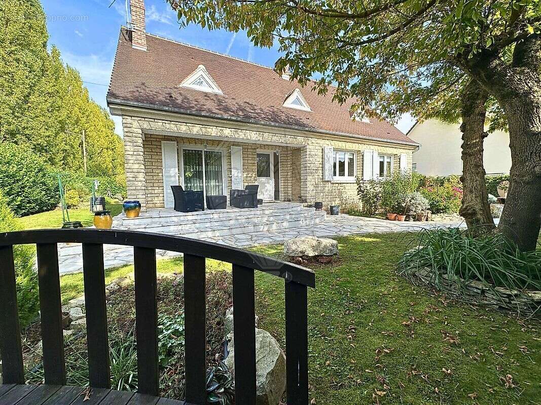 Maison à CREPY-EN-VALOIS