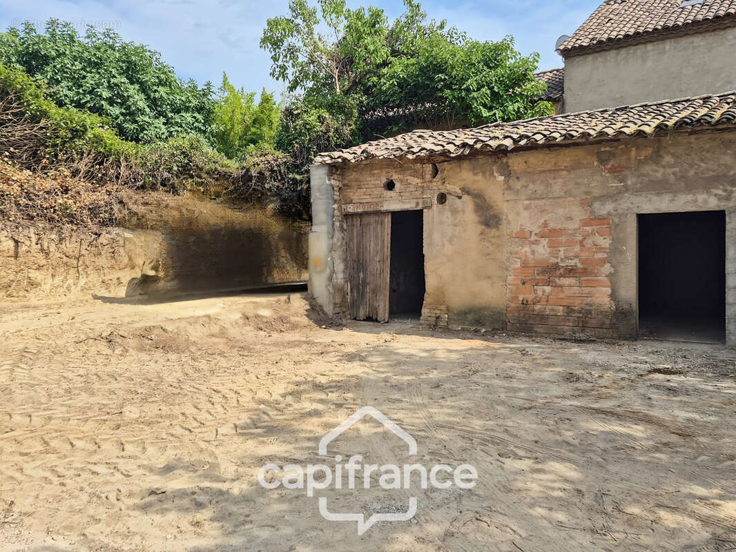 Grange à vendre 1 pièces SAINT GENIES DE COMOLAS (30)- terrain 248m² - photo 4
